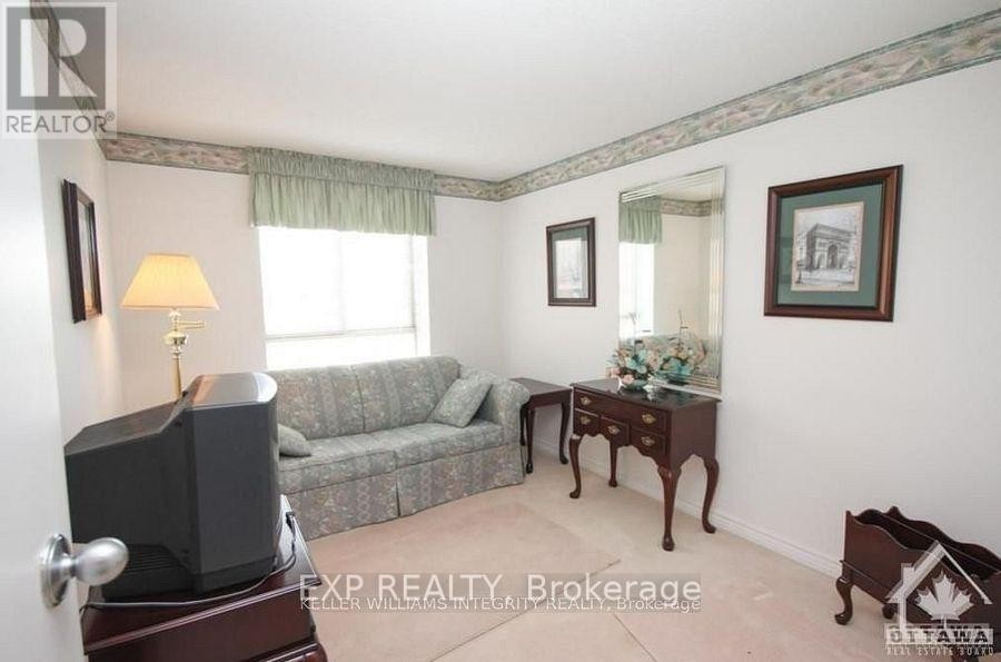 












702 - 960 TERON ROAD

,
Ottawa,




Ontario
K2K2B6

