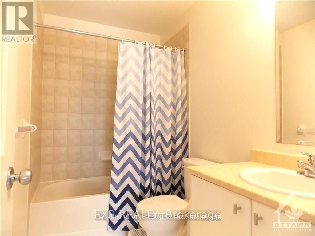 












169 SORENTO STREET

,
Ottawa,




Ontario
K2J0B6

