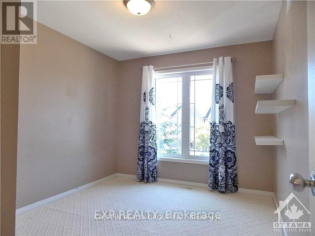 












169 SORENTO STREET E

,
Ottawa,




Ontario
K2J0B6

