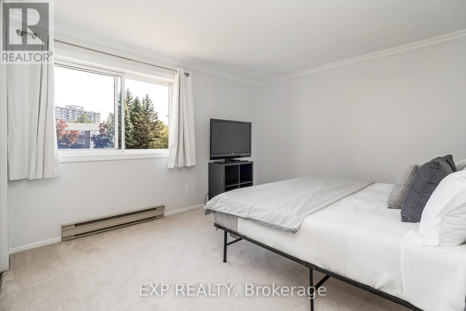 












317 - 270 BRITTANY DRIVE

,
Ottawa,




Ontario
K1K4M3

