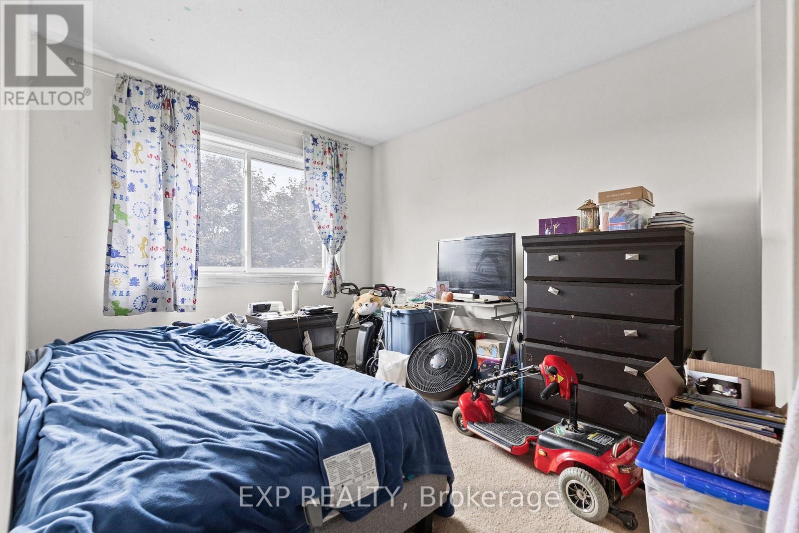 












304 - 270 BRITTANY DRIVE

,
Ottawa,




Ontario
K1K4M3

