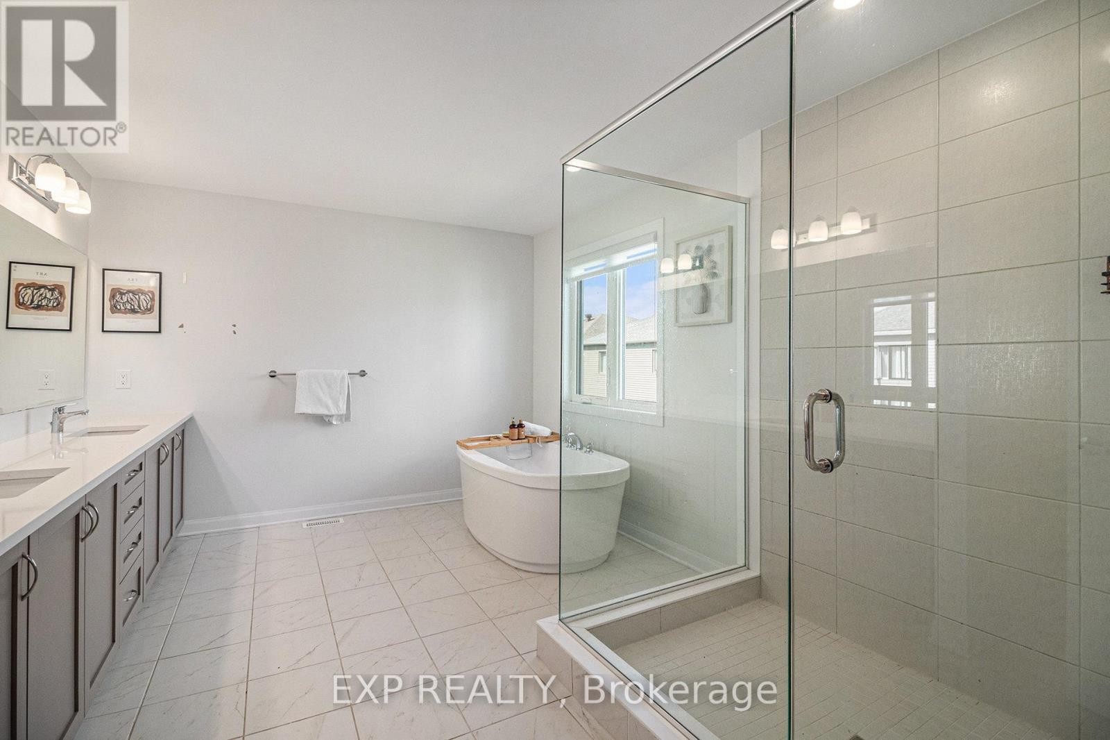 












615 IDYLLIC TERRACE

,
Ottawa,




Ontario
K4A5N9

