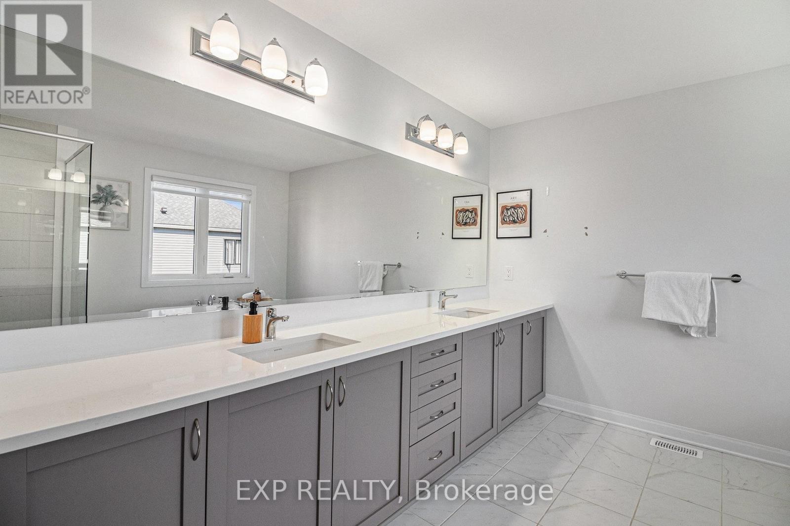 












615 IDYLLIC TERRACE

,
Ottawa,




Ontario
K4A5N9

