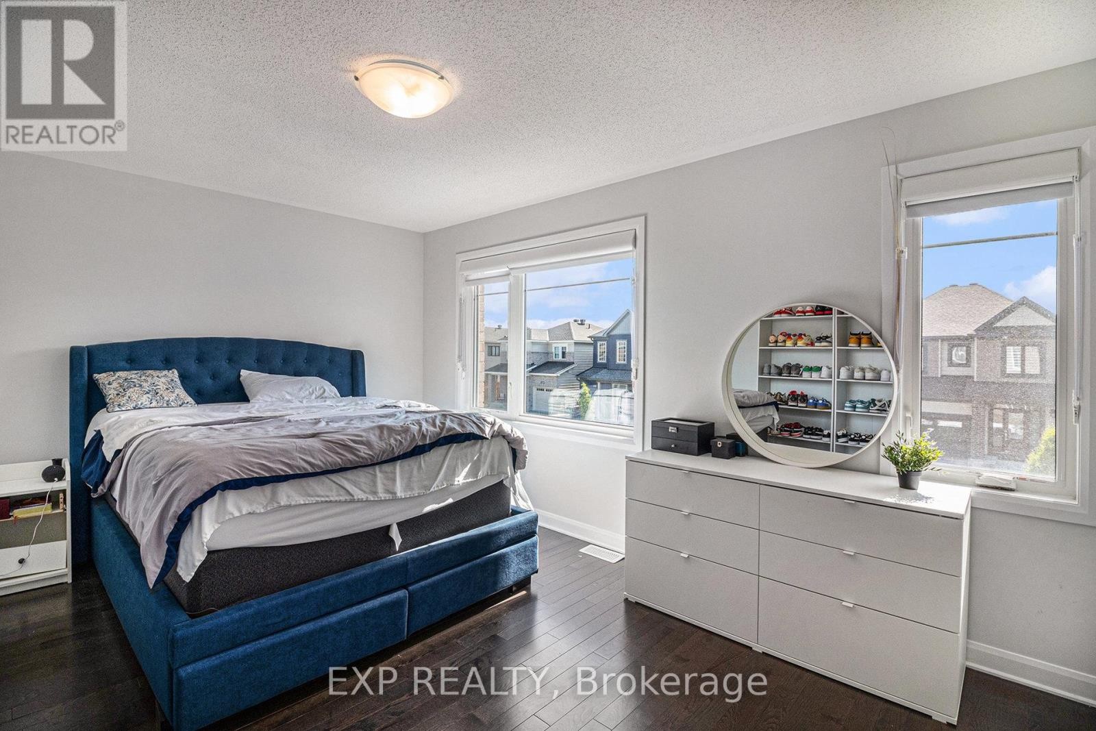 












615 IDYLLIC TERRACE

,
Ottawa,




Ontario
K4A5N9

