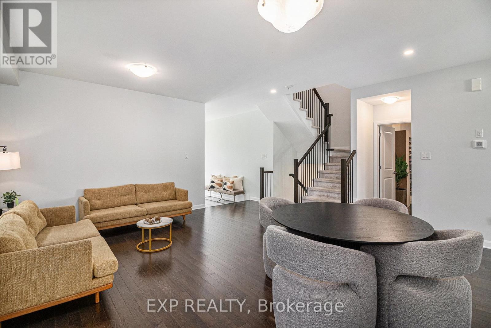 












615 IDYLLIC TERRACE

,
Ottawa,




Ontario
K4A5N9

