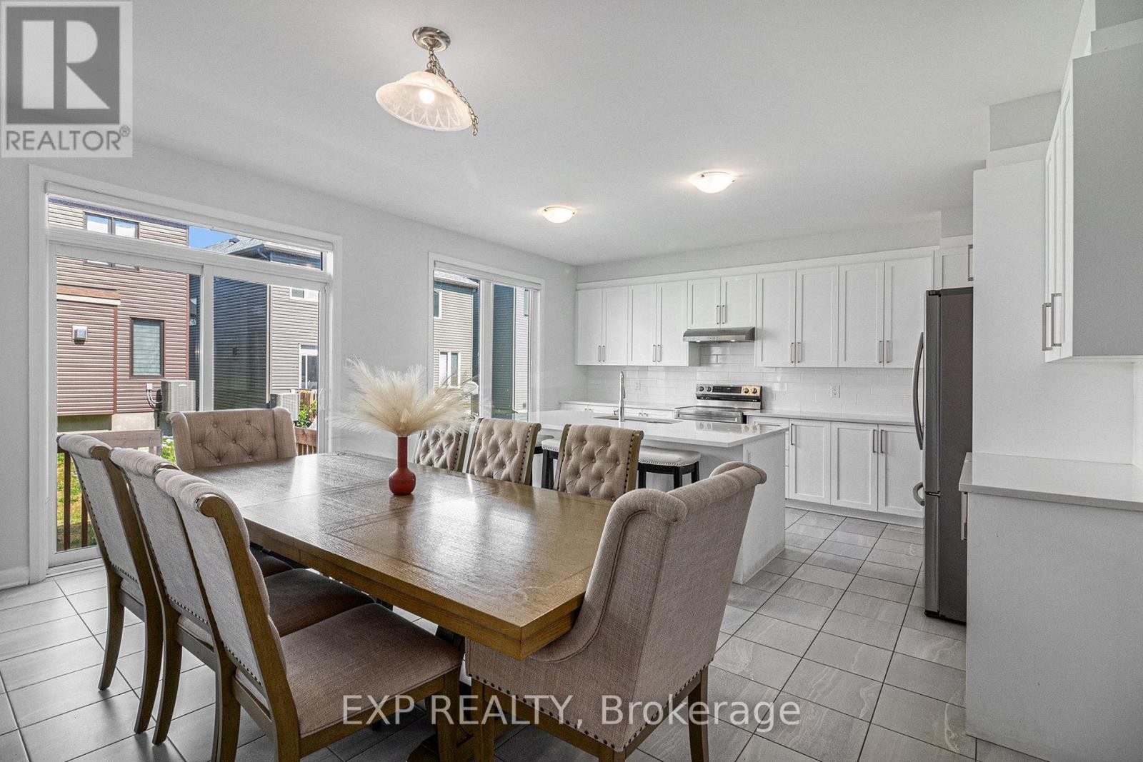 












615 IDYLLIC TERRACE

,
Ottawa,




Ontario
K4A5N9

