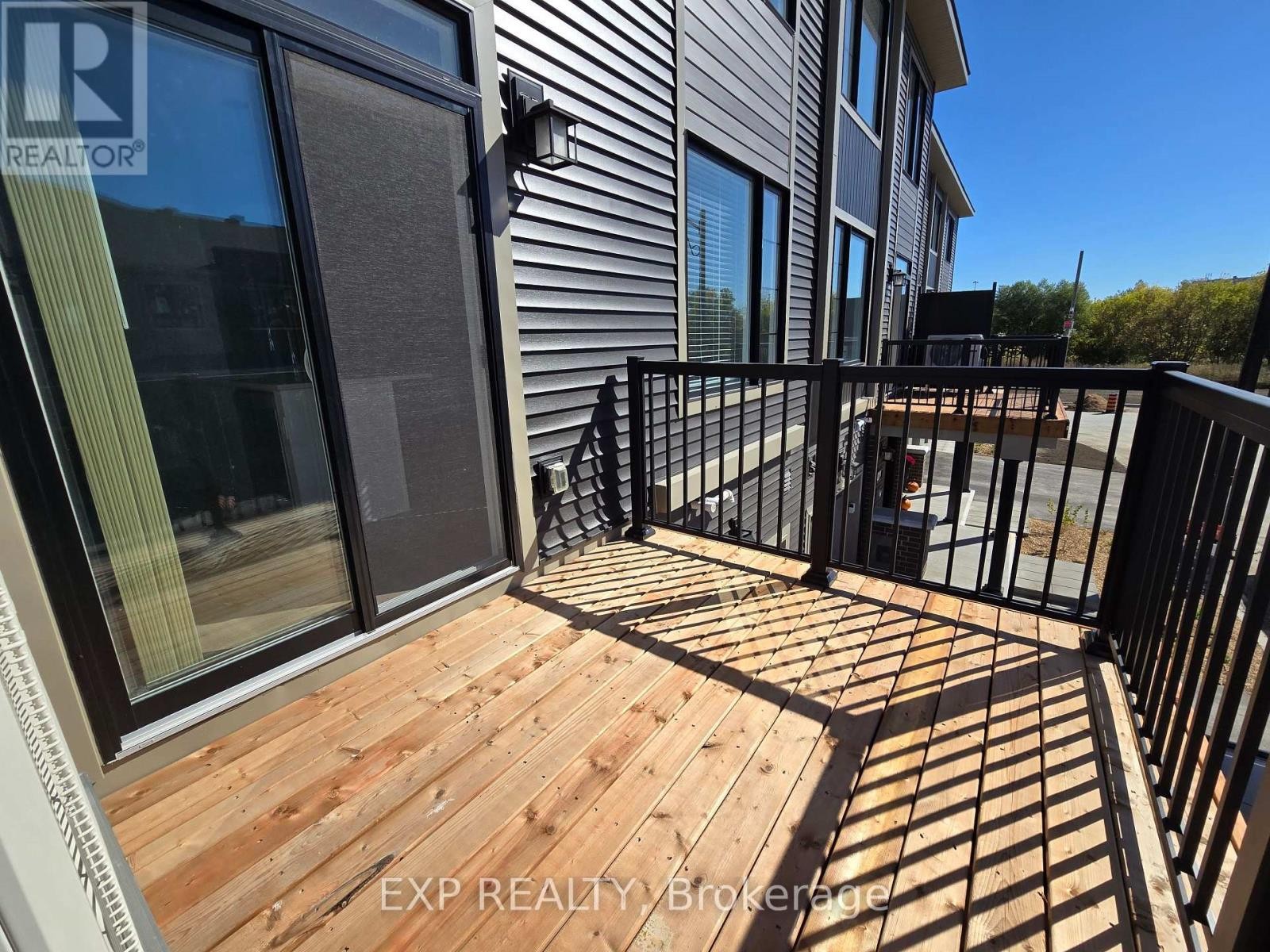












306 CLEARPATH PRIVATE

,
Ottawa,




Ontario
K2T0R8

