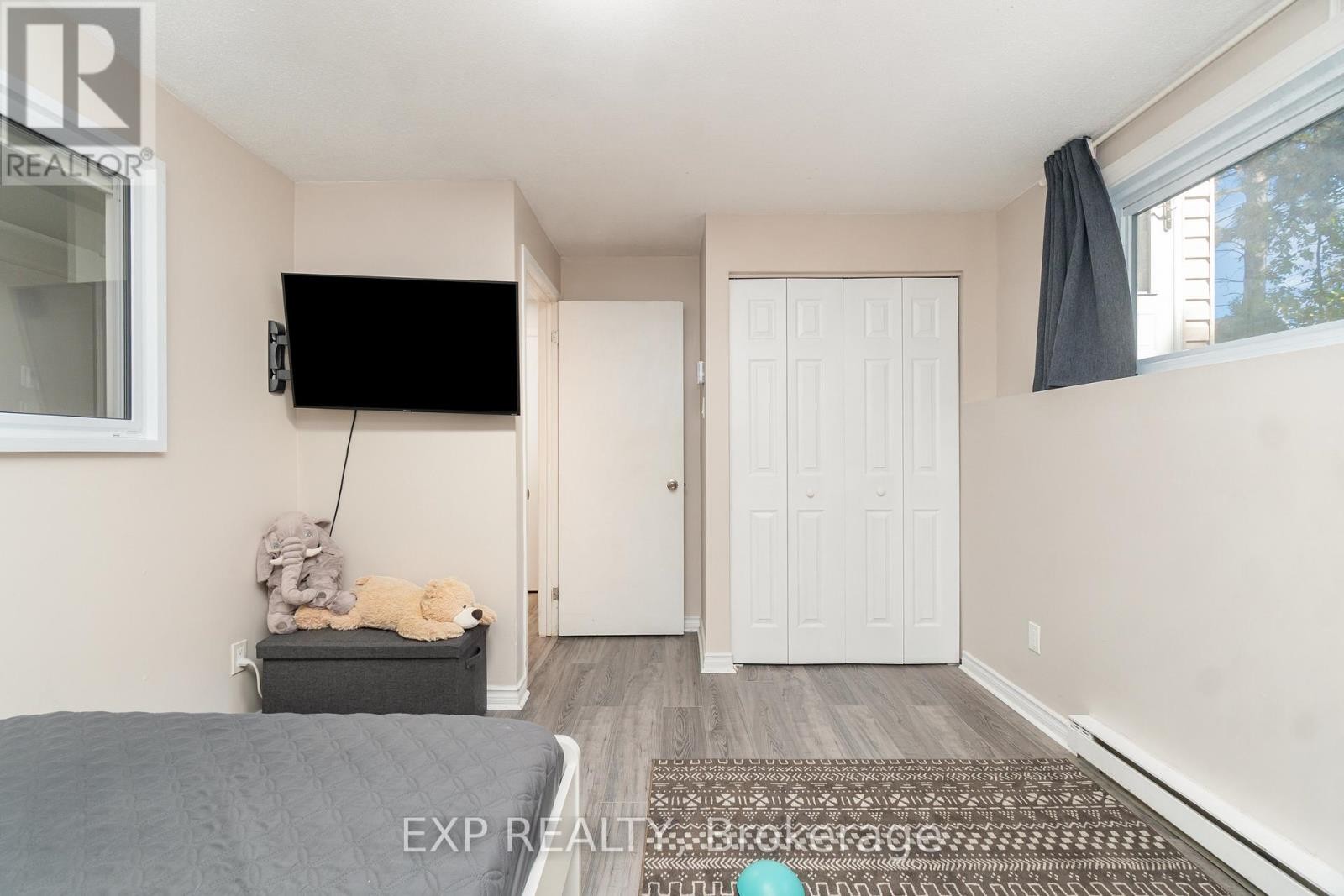 












18 - 2640 DRAPER AVENUE

,
Ottawa,




Ontario
K2H7A1

