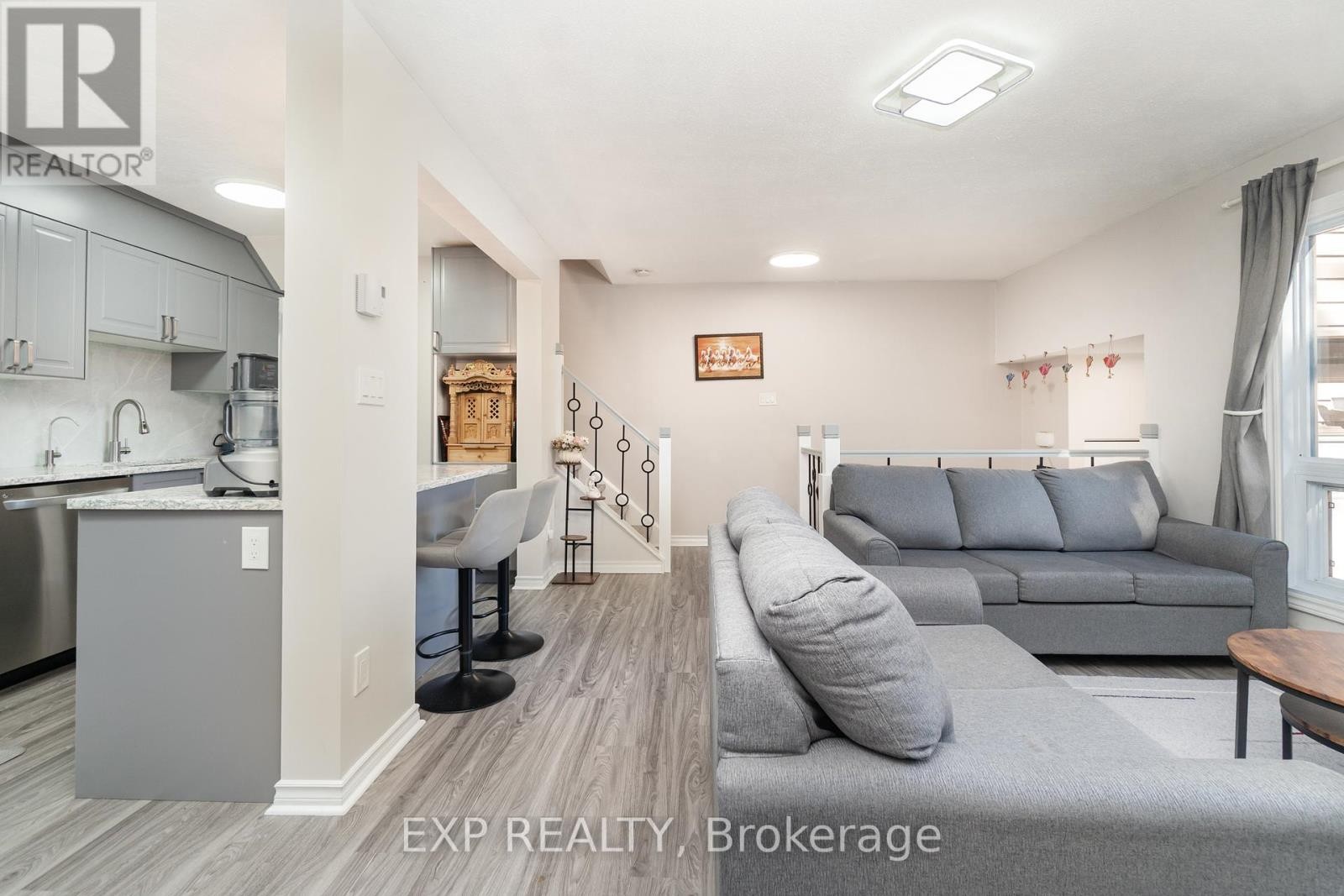 












18 - 2640 DRAPER AVENUE

,
Ottawa,




Ontario
K2H7A1

