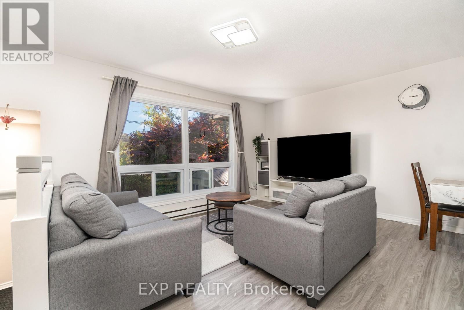












18 - 2640 DRAPER AVENUE

,
Ottawa,




Ontario
K2H7A1

