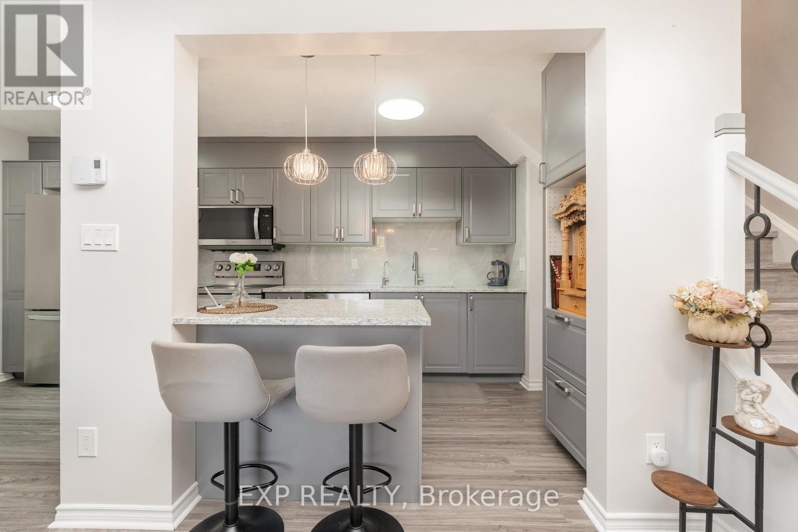 












18 - 2640 DRAPER AVENUE

,
Ottawa,




Ontario
K2H7A1

