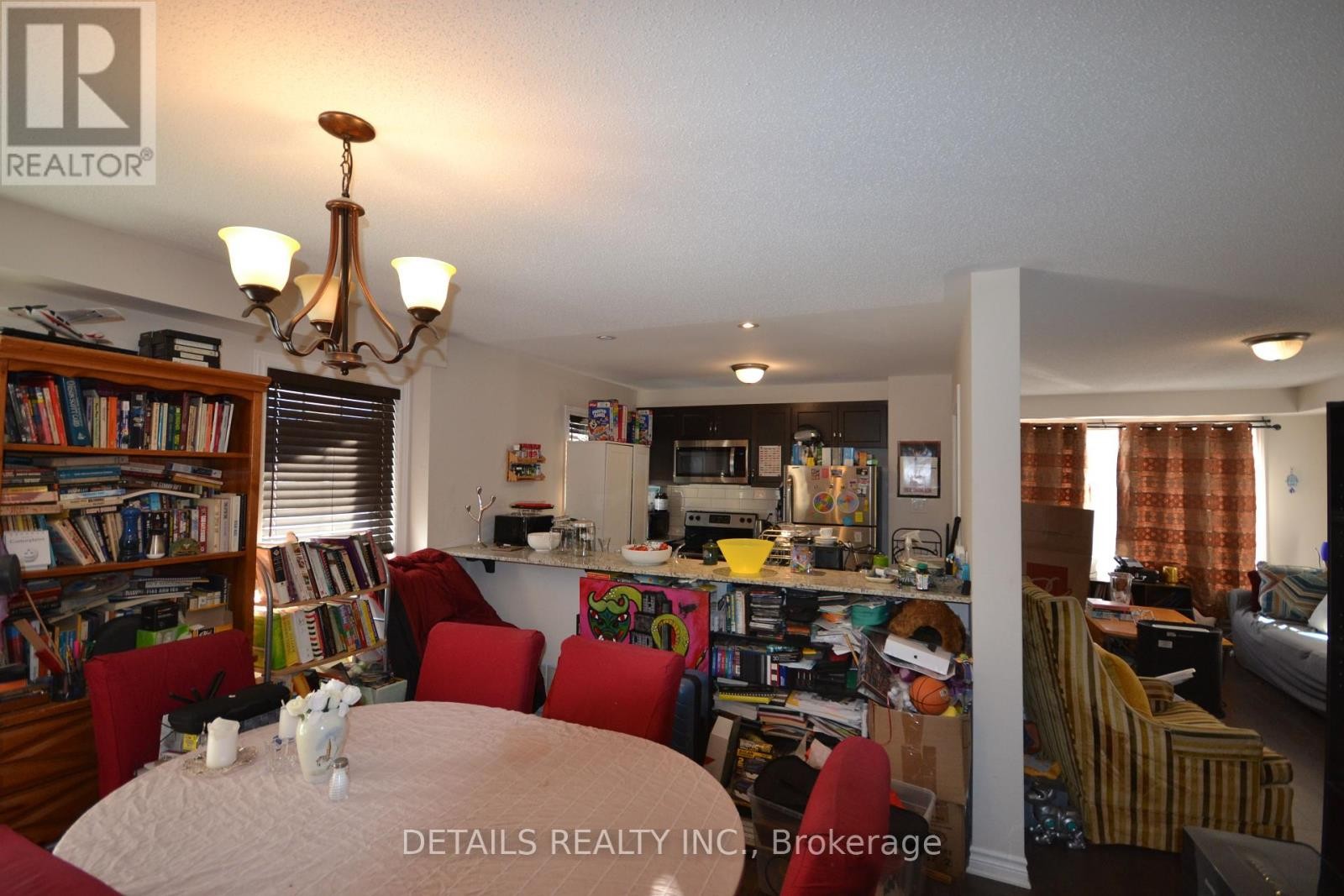 












530 SNOW GOOSE STREET

,
Ottawa,




Ontario
K2J6C8

