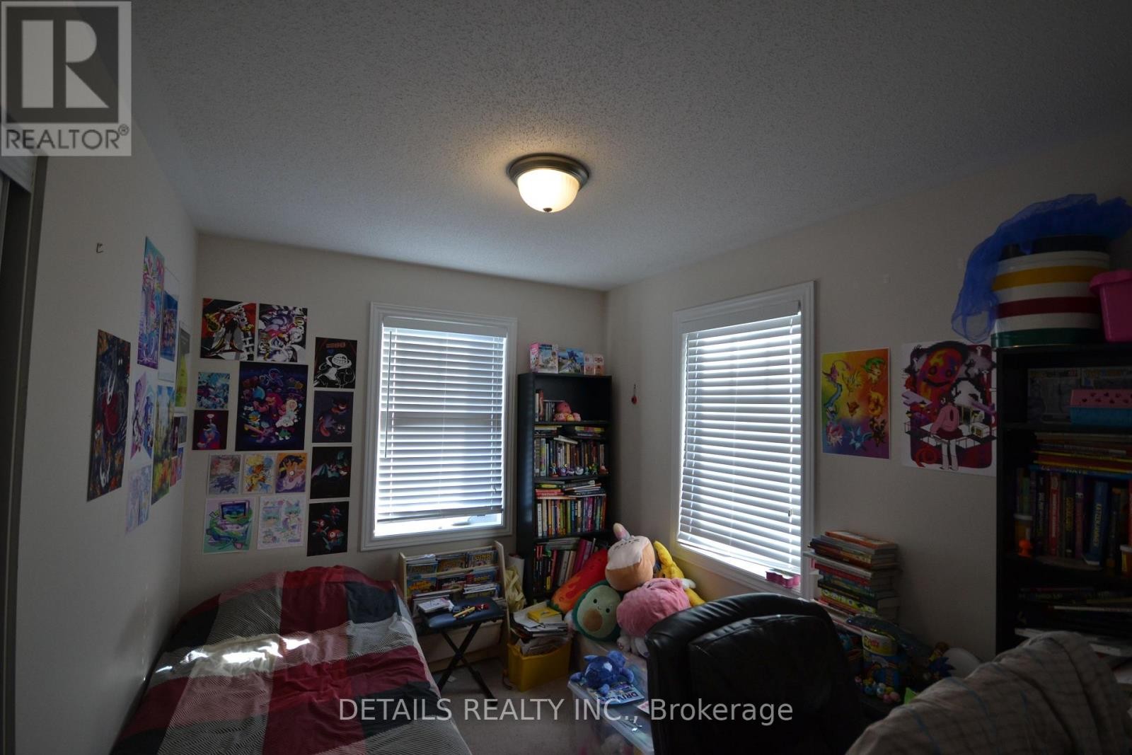 












530 SNOW GOOSE STREET

,
Ottawa,




Ontario
K2J6C8


