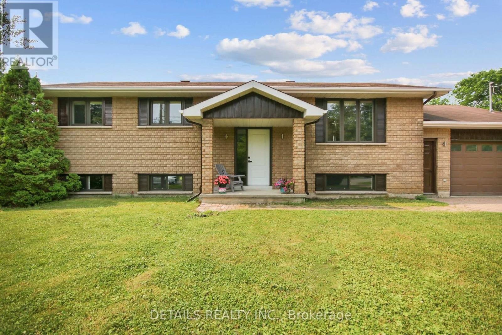 












2708 BEKKERS COURT

,
Ottawa,




Ontario
K0A2P0

