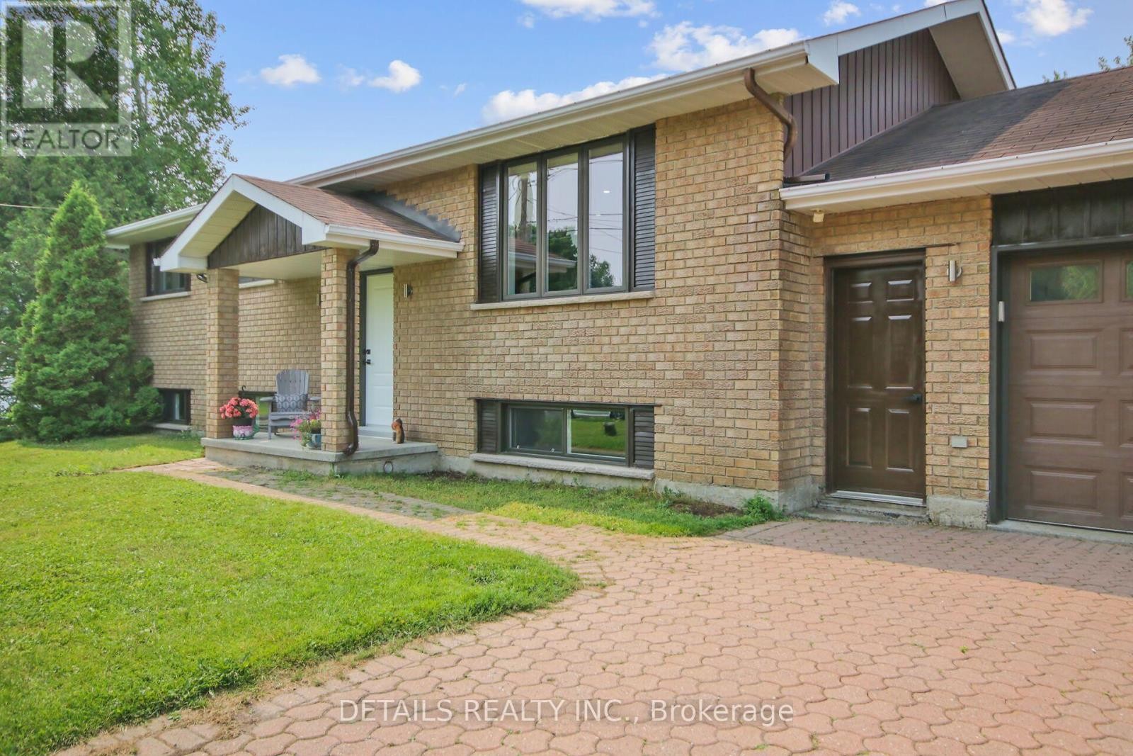 












2708 BEKKERS COURT

,
Ottawa,




Ontario
K0A2P0

