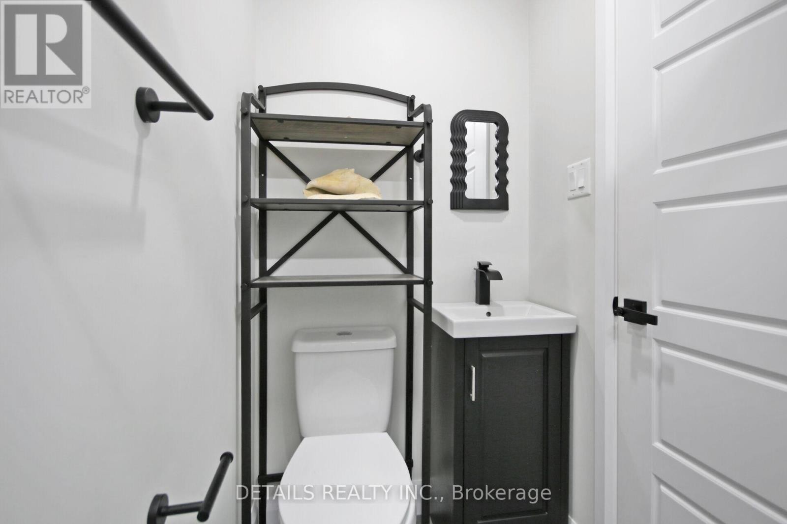 












2708 BEKKERS COURT

,
Ottawa,




Ontario
K0A2P0

