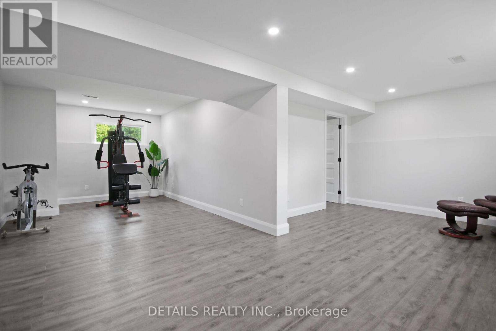 












2708 BEKKERS COURT

,
Ottawa,




Ontario
K0A2P0

