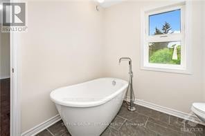 












183 PRESLAND ROAD

,
Ottawa,




Ontario
K1K2C1

