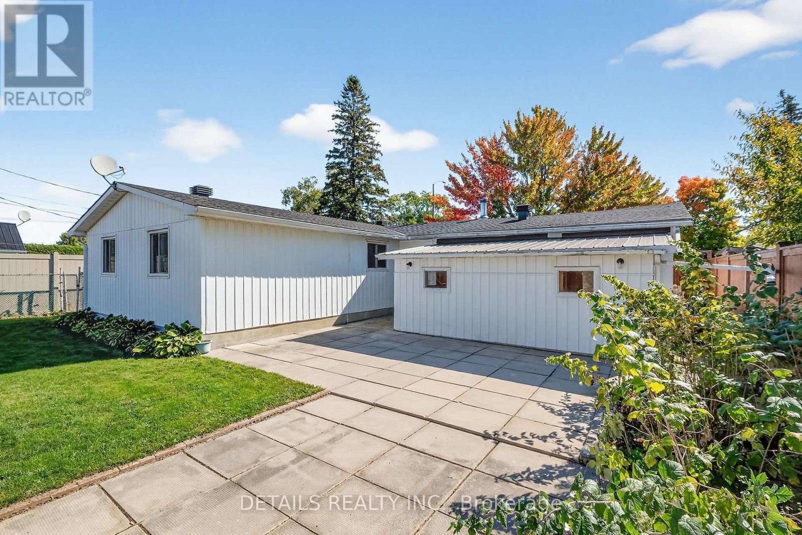 












289 AMIENS STREET

,
Ottawa,




Ontario
K1E1N3

