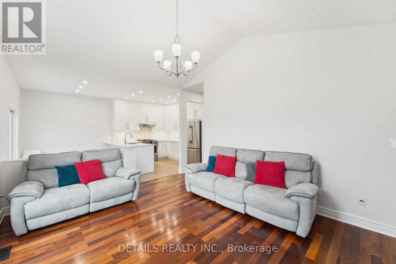 












85 CALAVERAS AVENUE

,
Ottawa,




Ontario
K2J4Z7

