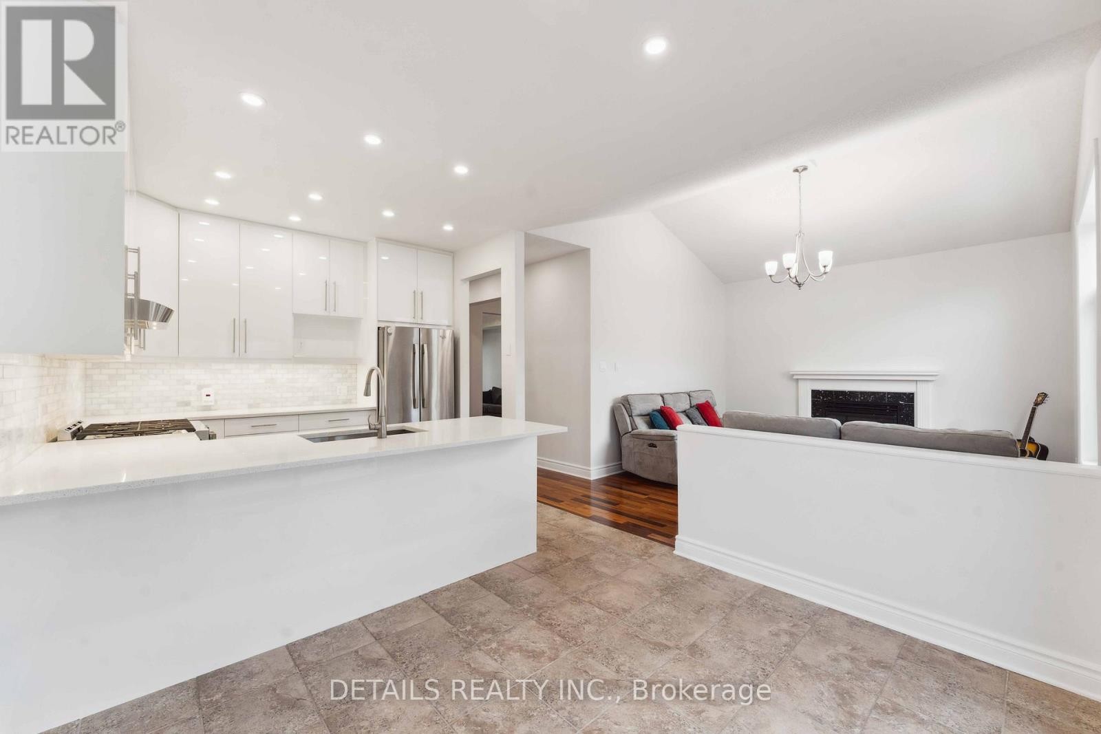 












85 CALAVERAS AVENUE

,
Ottawa,




Ontario
K2J4Z7

