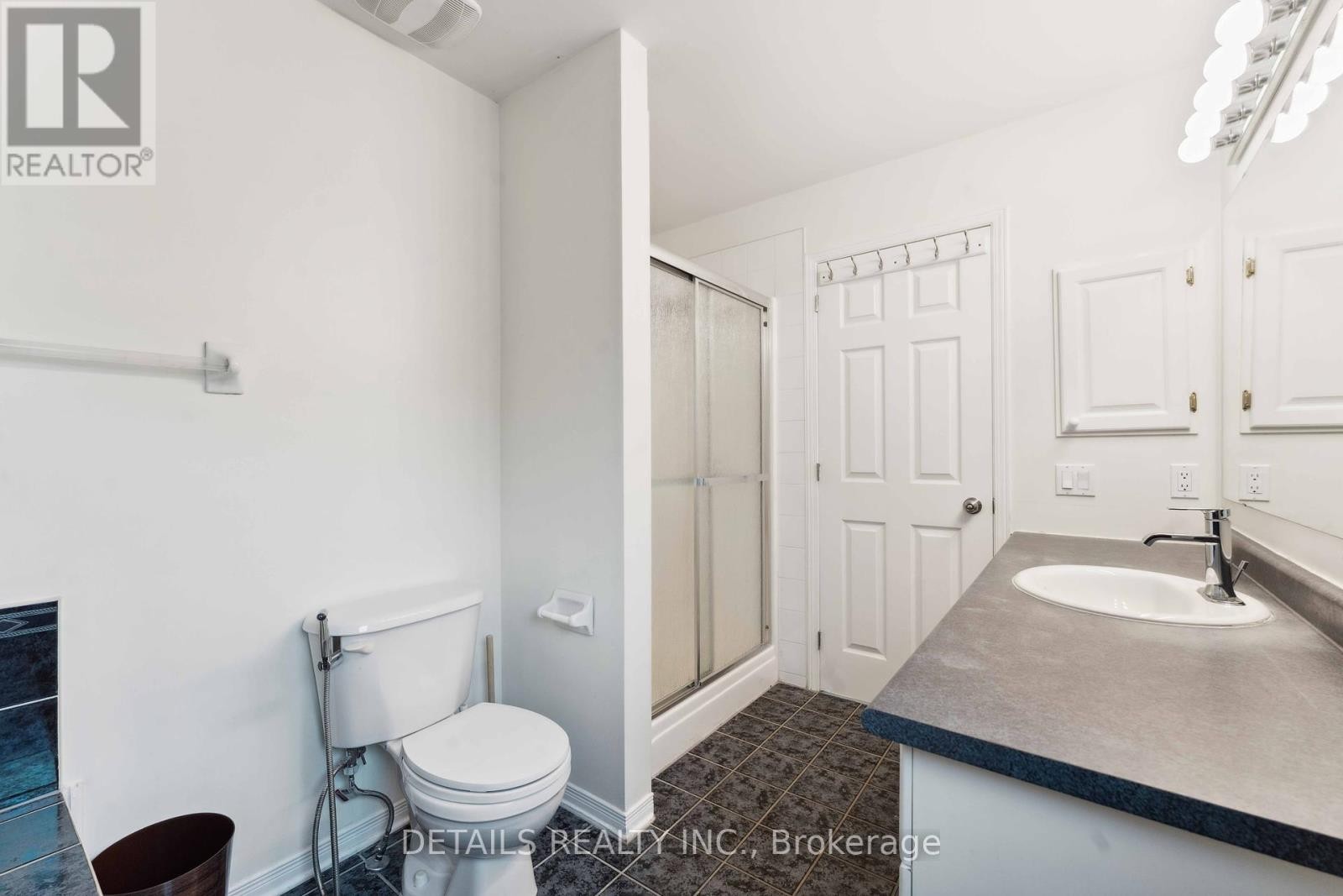 












85 CALAVERAS AVENUE

,
Ottawa,




Ontario
K2J4Z7

