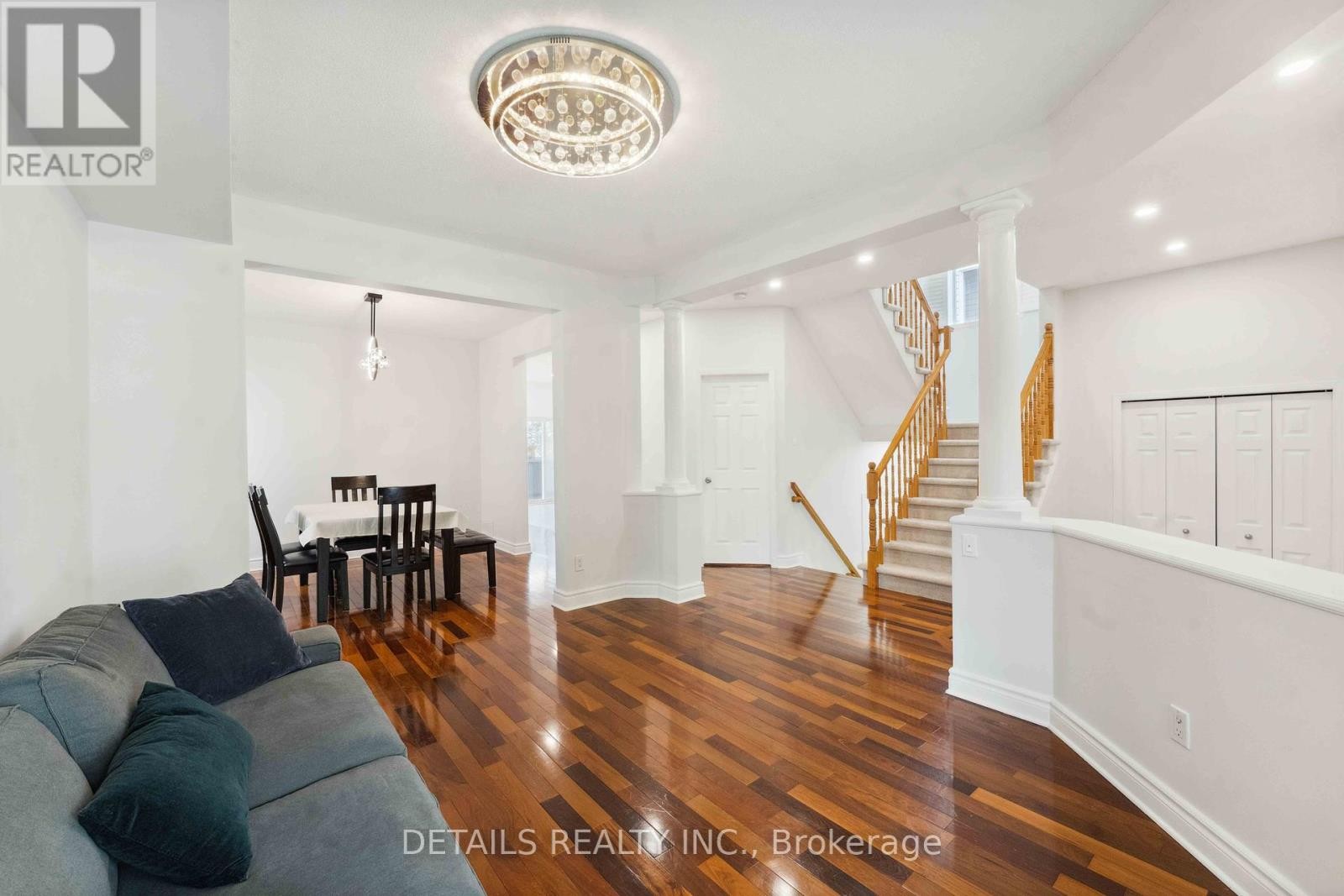 












85 CALAVERAS AVENUE

,
Ottawa,




Ontario
K2J4Z7

