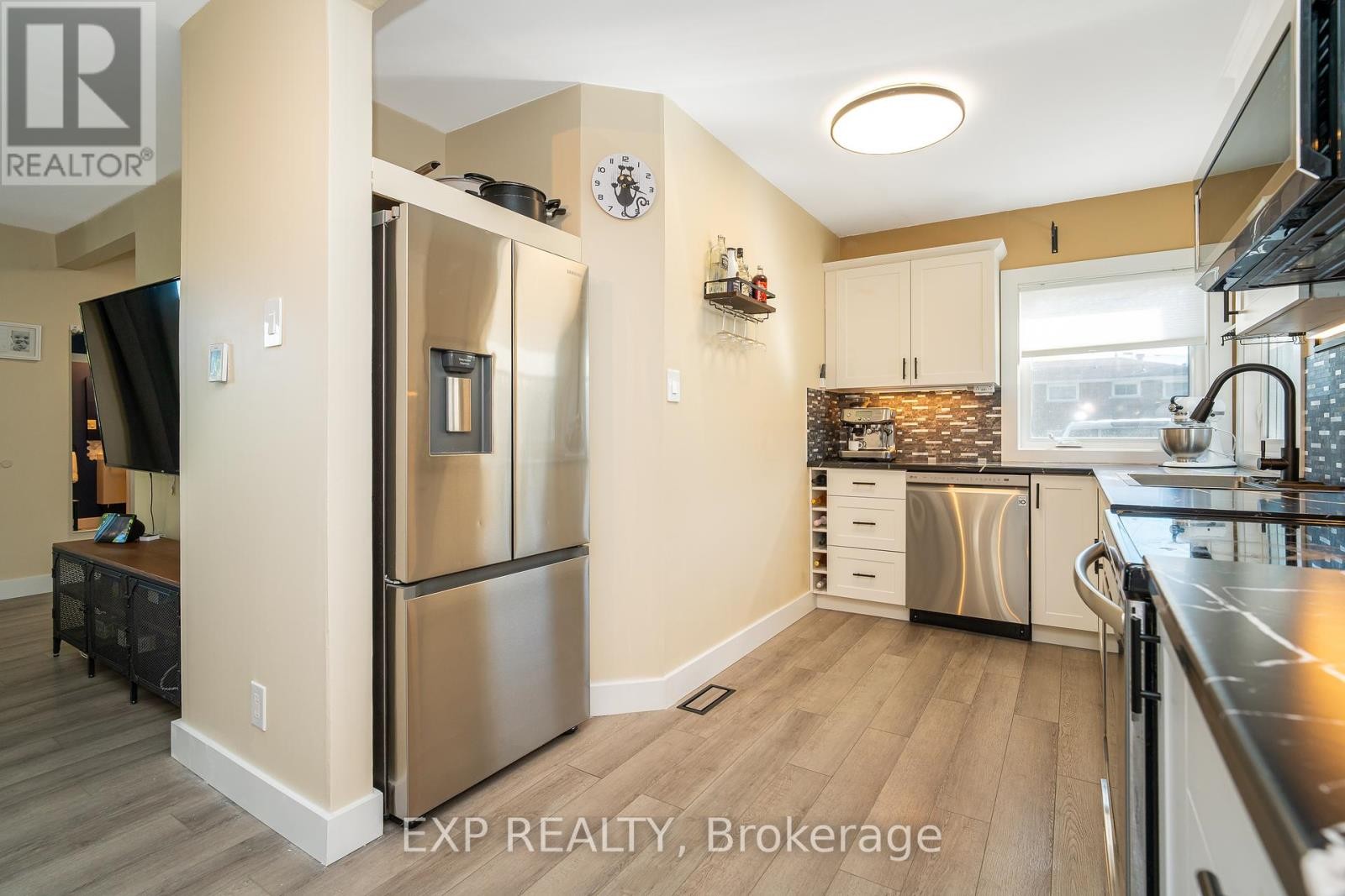 












336 POULIN AVENUE

,
Ottawa,




Ontario
K2B5T8

