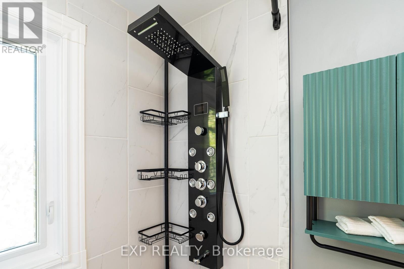 












336 POULIN AVENUE

,
Ottawa,




Ontario
K2B5T8

