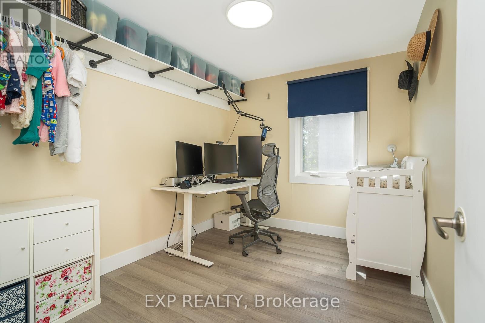 












336 POULIN AVENUE

,
Ottawa,




Ontario
K2B5T8

