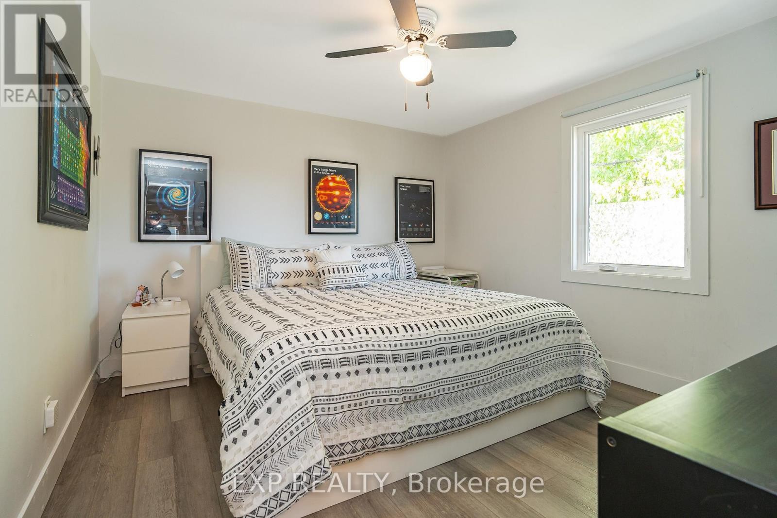 












336 POULIN AVENUE

,
Ottawa,




Ontario
K2B5T8

