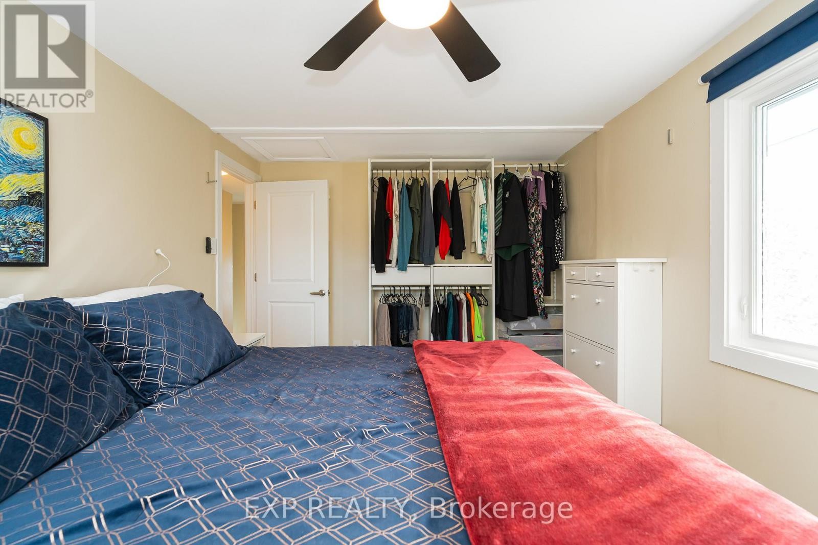 












336 POULIN AVENUE

,
Ottawa,




Ontario
K2B5T8

