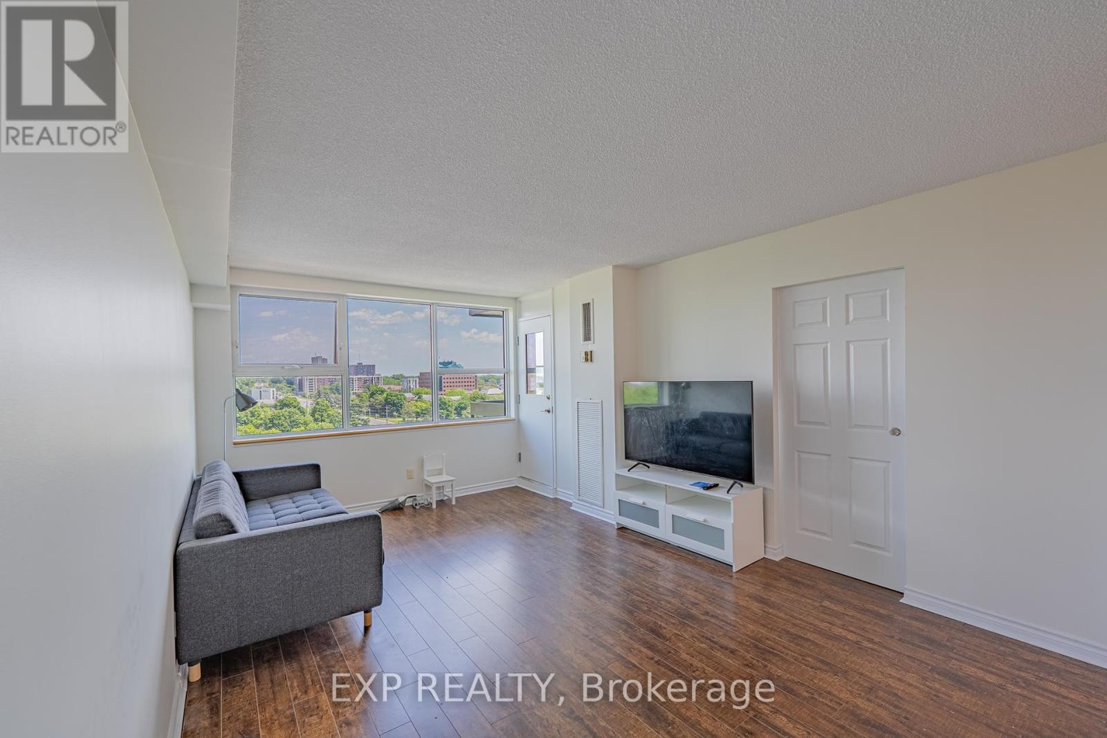 












1111 - 555 BRITTANY DRIVE

,
Ottawa,




Ontario
K1K4C5

