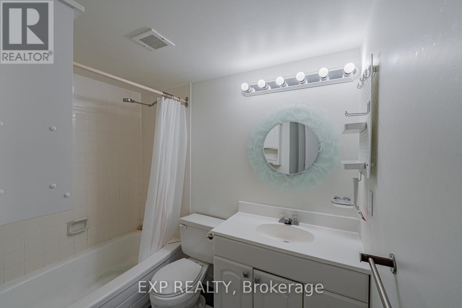 












1111 - 555 BRITTANY DRIVE

,
Ottawa,




Ontario
K1K4C5

