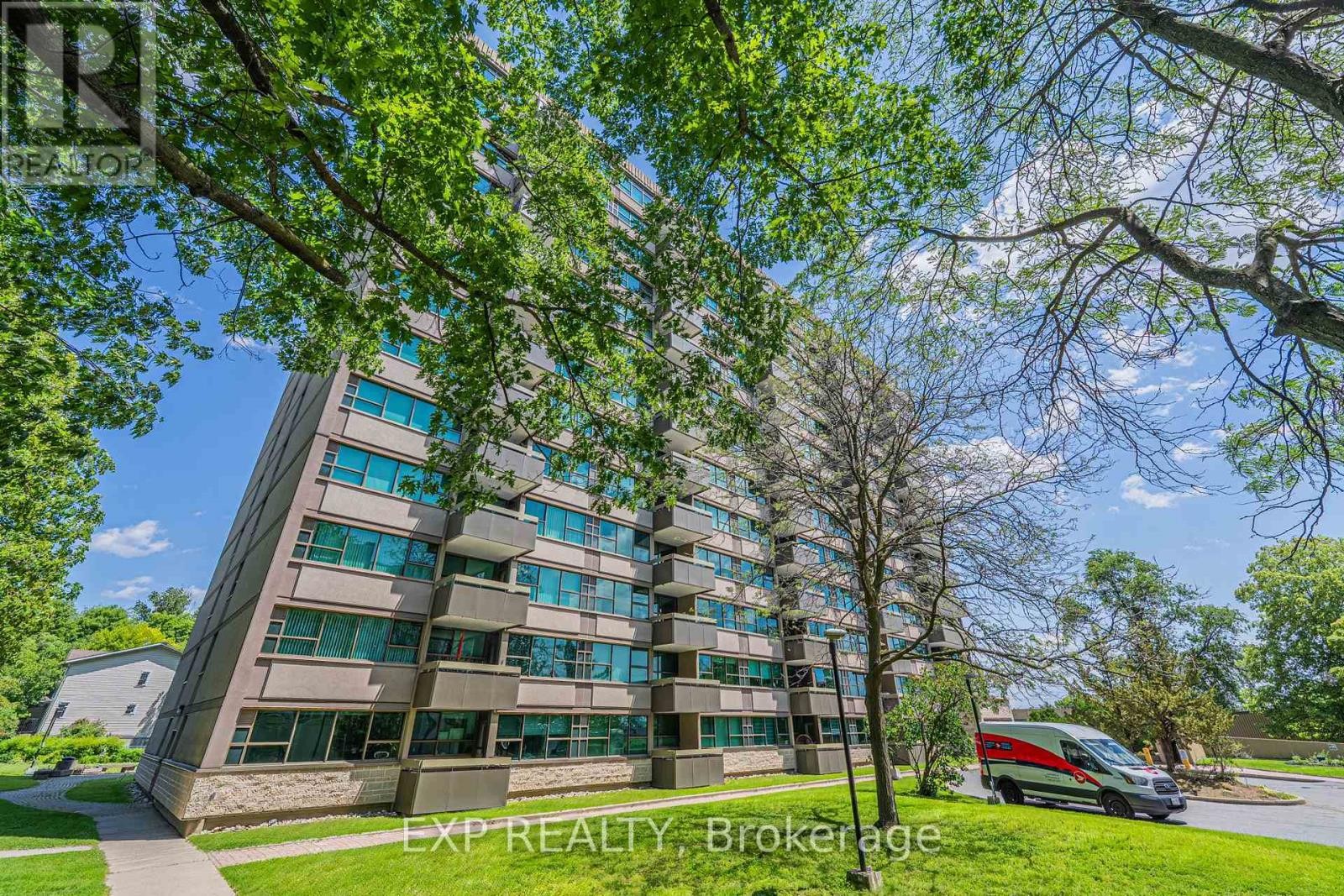 












1111 - 555 BRITTANY DRIVE

,
Ottawa,




Ontario
K1K4C5

