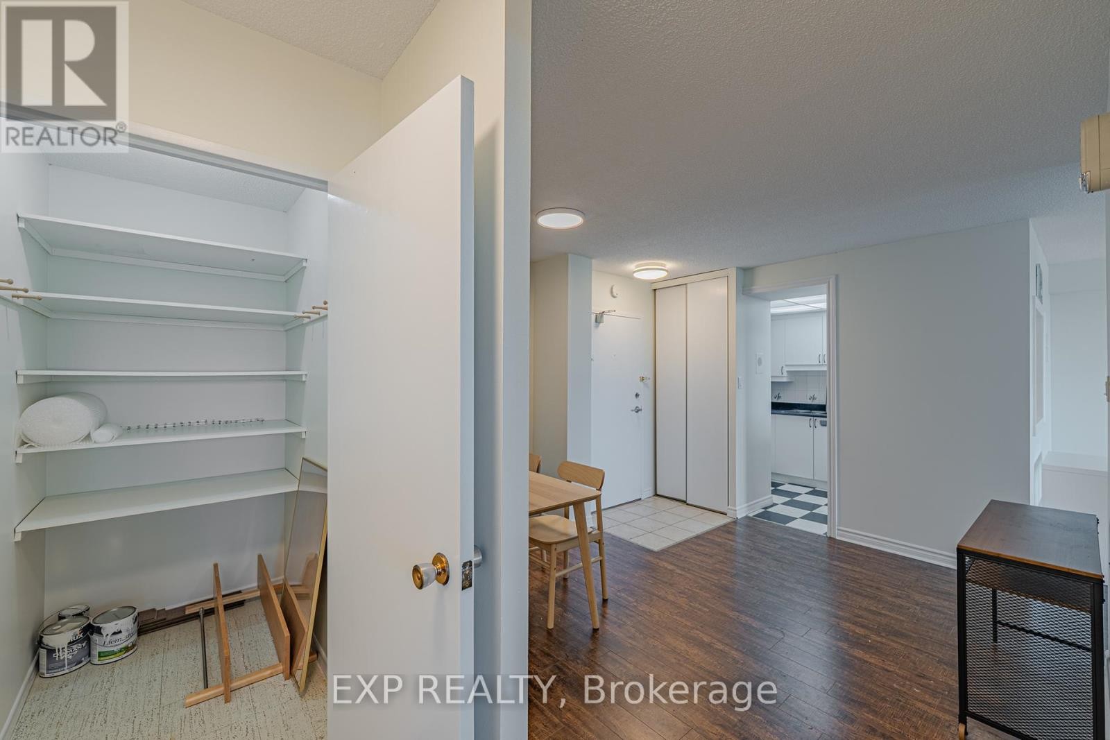 












1111 - 555 BRITTANY DRIVE

,
Ottawa,




Ontario
K1K4C5

