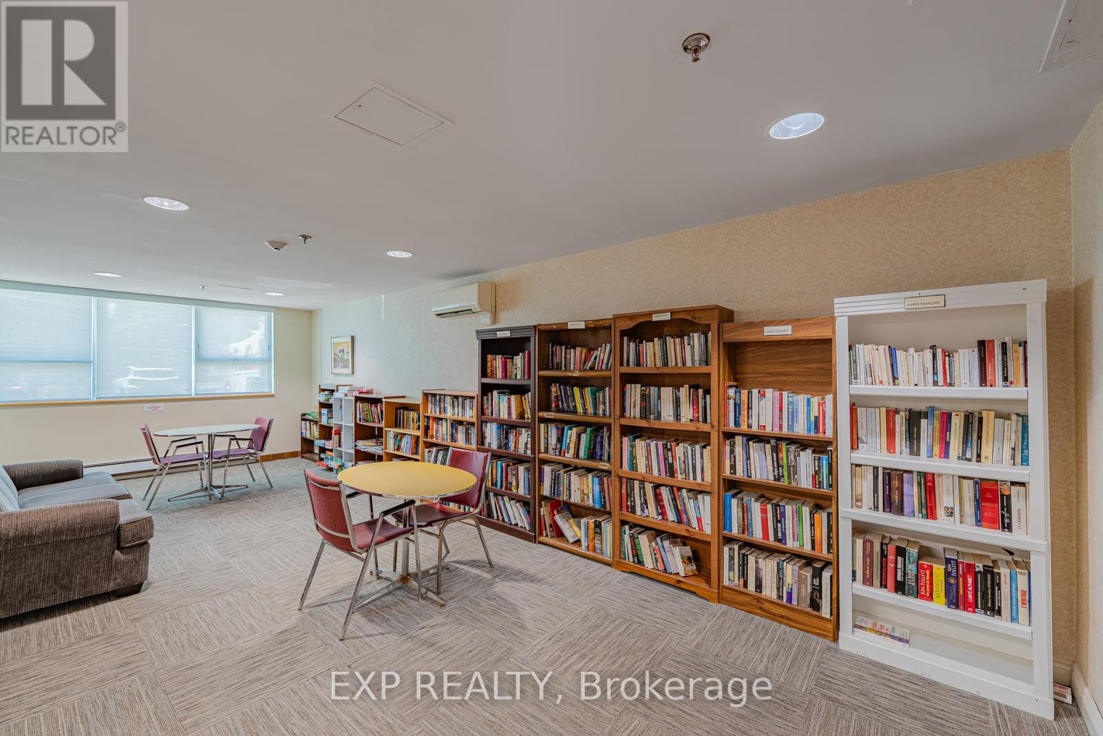 












1111 - 555 BRITTANY DRIVE

,
Ottawa,




Ontario
K1K4C5

