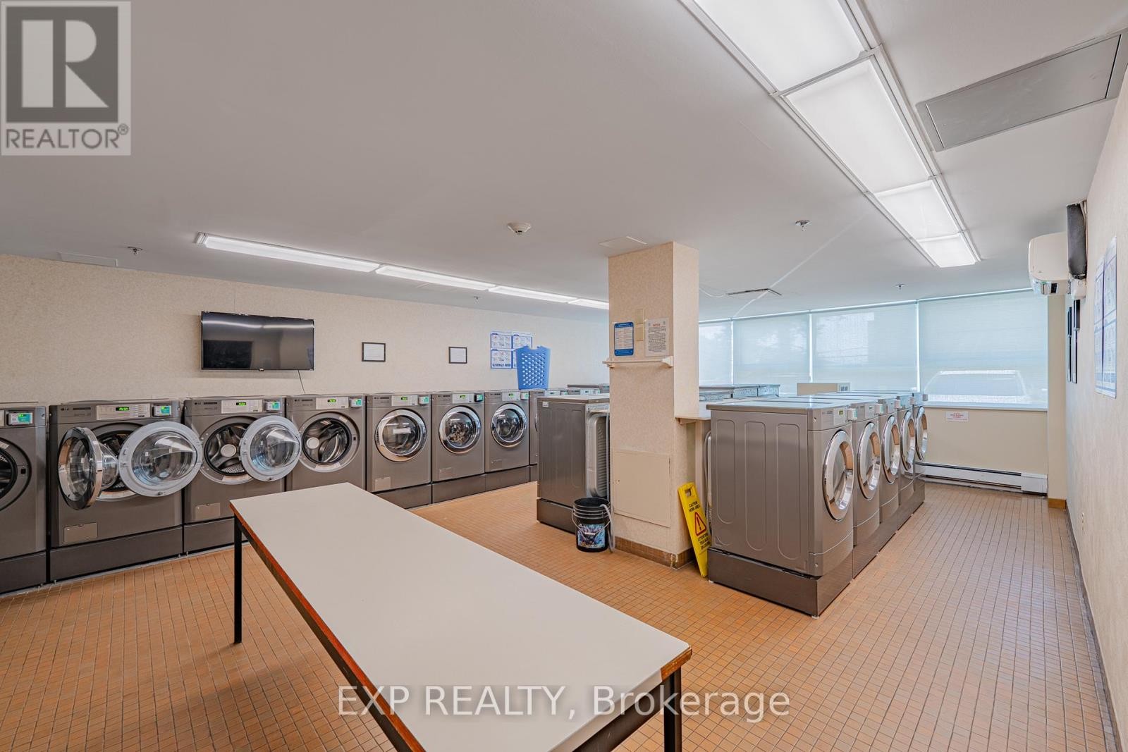 












1111 - 555 BRITTANY DRIVE

,
Ottawa,




Ontario
K1K4C5

