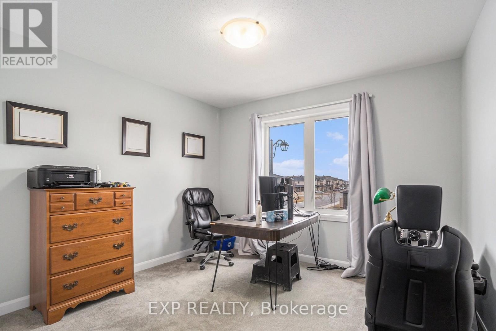 












796 CAPPAMORE DRIVE

,
Ottawa,




Ontario
K2J6V6

