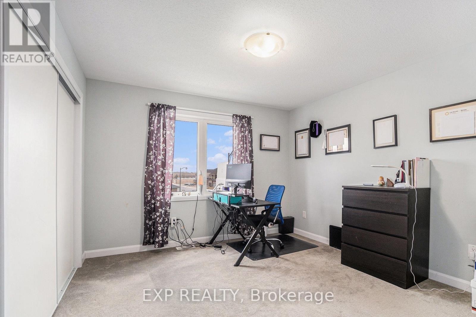 












796 CAPPAMORE DRIVE

,
Ottawa,




Ontario
K2J6V6

