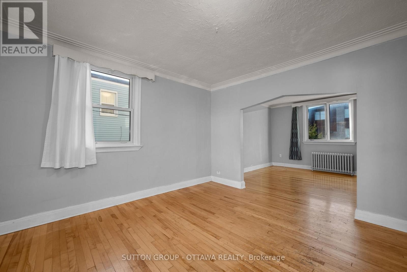 












82 GENEST STREET

,
Ottawa,




Ontario
K1L7Z2

