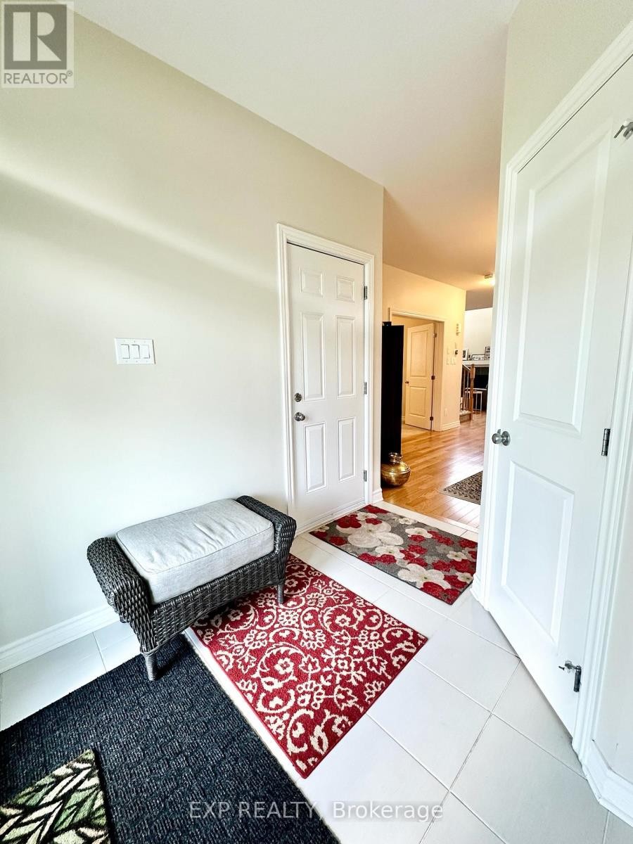 












712 NAMUR STREET

,
Russell,




Ontario
K0A1W0

