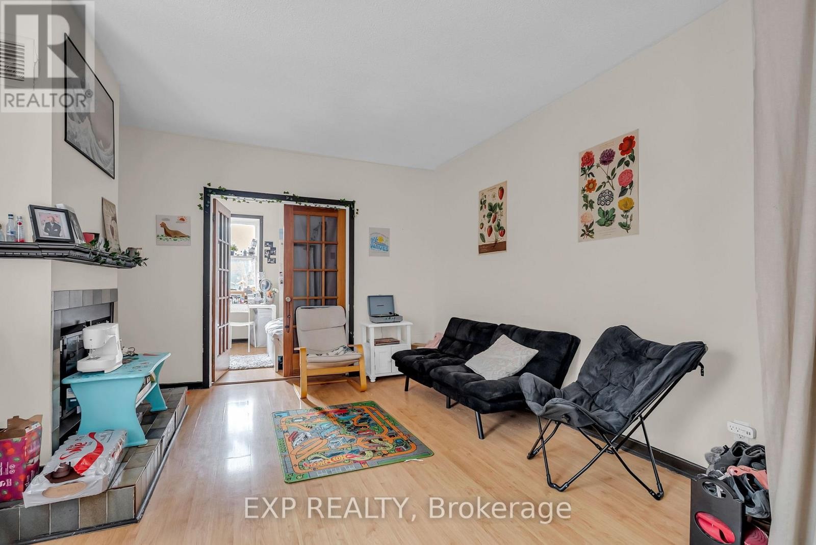 












196 OSGOODE STREET

,
Ottawa,




Ontario
K1N6S8

