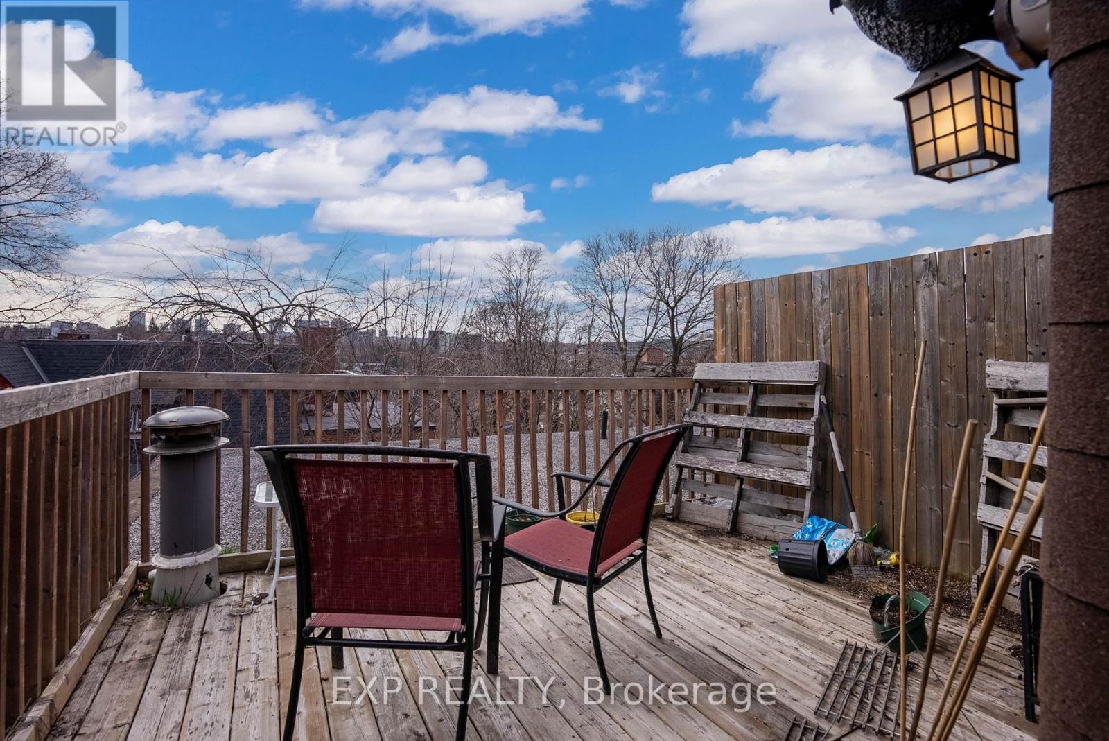 












196 OSGOODE STREET

,
Ottawa,




Ontario
K1N6S8


