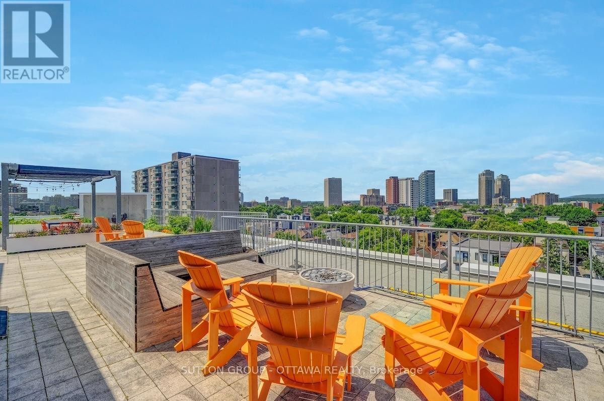 












308 - 1000 WELLINGTON STREET W

,
Ottawa,




Ontario
K1Y2X9

