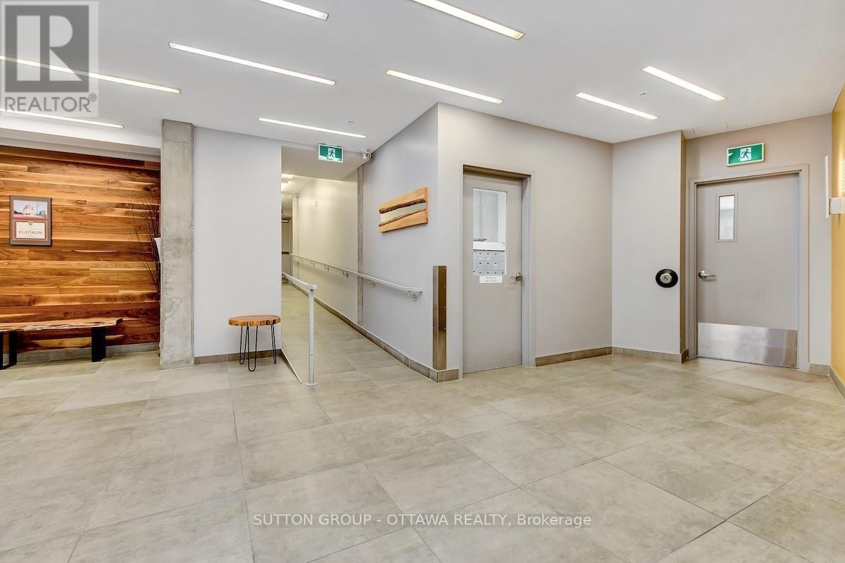 












308 - 1000 WELLINGTON STREET W

,
Ottawa,




Ontario
K1Y2X9

