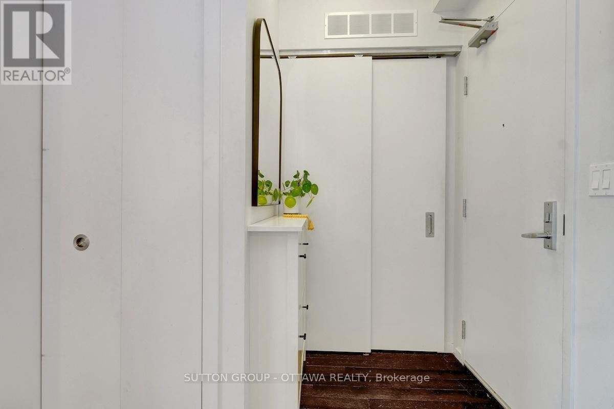 












308 - 1000 WELLINGTON STREET W

,
Ottawa,




Ontario
K1Y2X9

