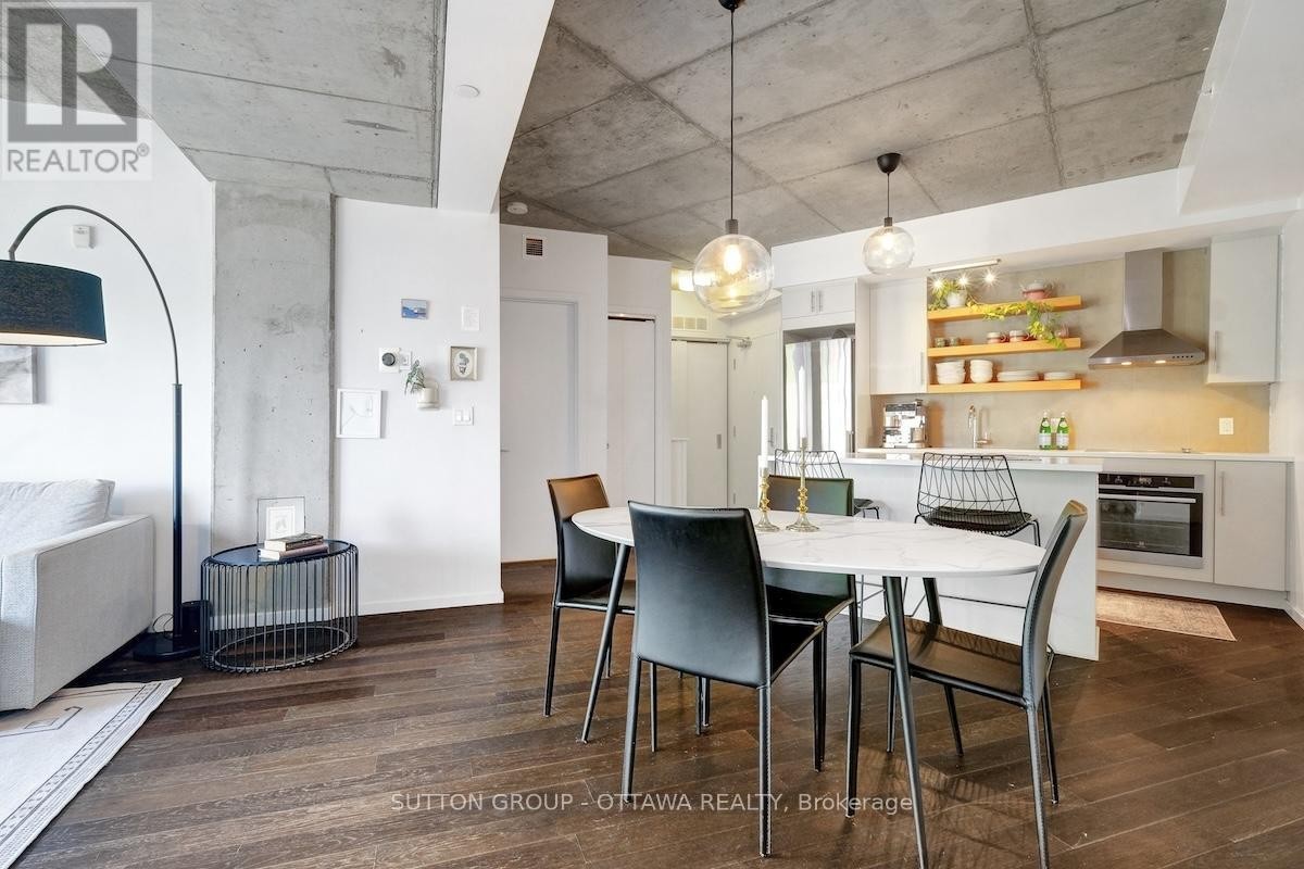 












308 - 1000 WELLINGTON STREET W

,
Ottawa,




Ontario
K1Y2X9

