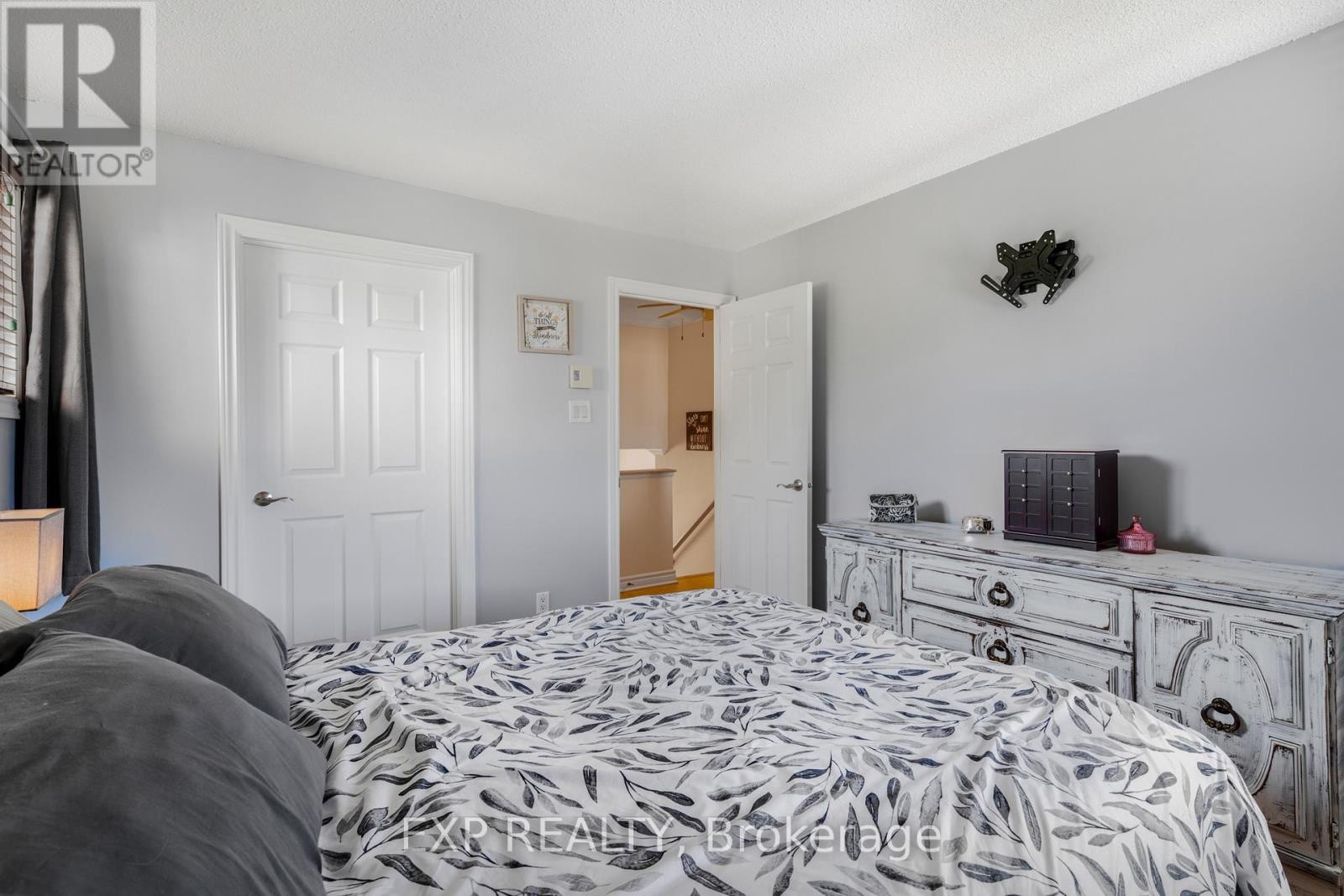 












8 - 776 ST JEAN STREET

,
Casselman,




Ontario
K0A1M0

