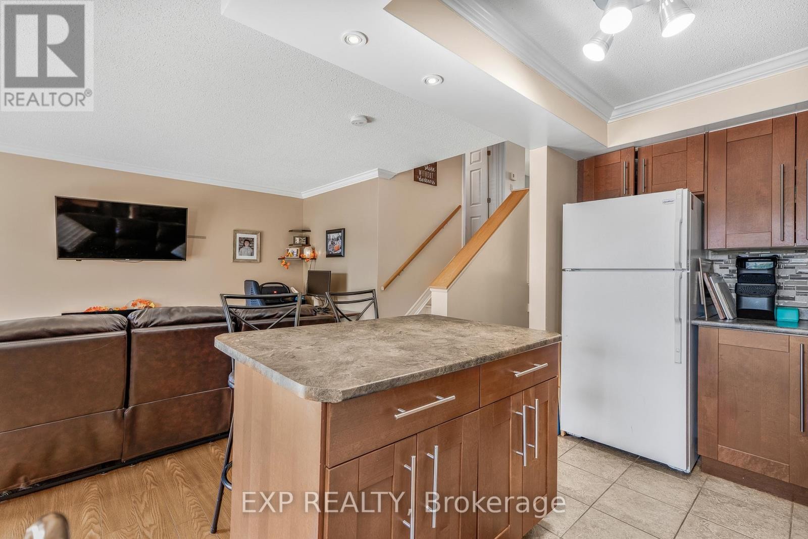 












8 - 776 ST JEAN STREET

,
Casselman,




Ontario
K0A1M0

